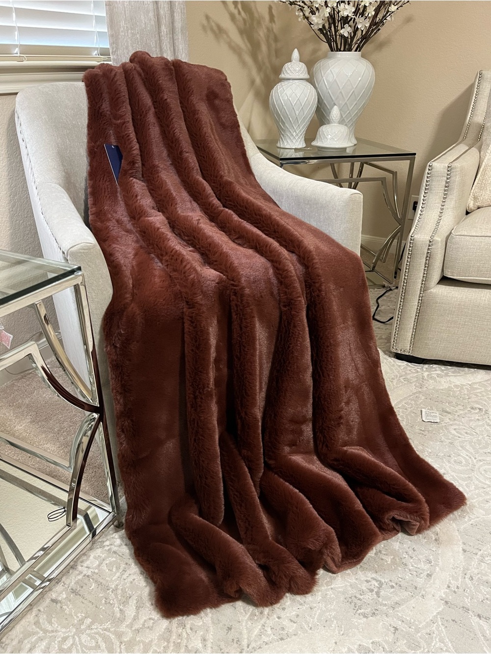 1-NWT RACHEL ROY RUM RABBIT FAUX FUR LUXURY THROW BLANKET